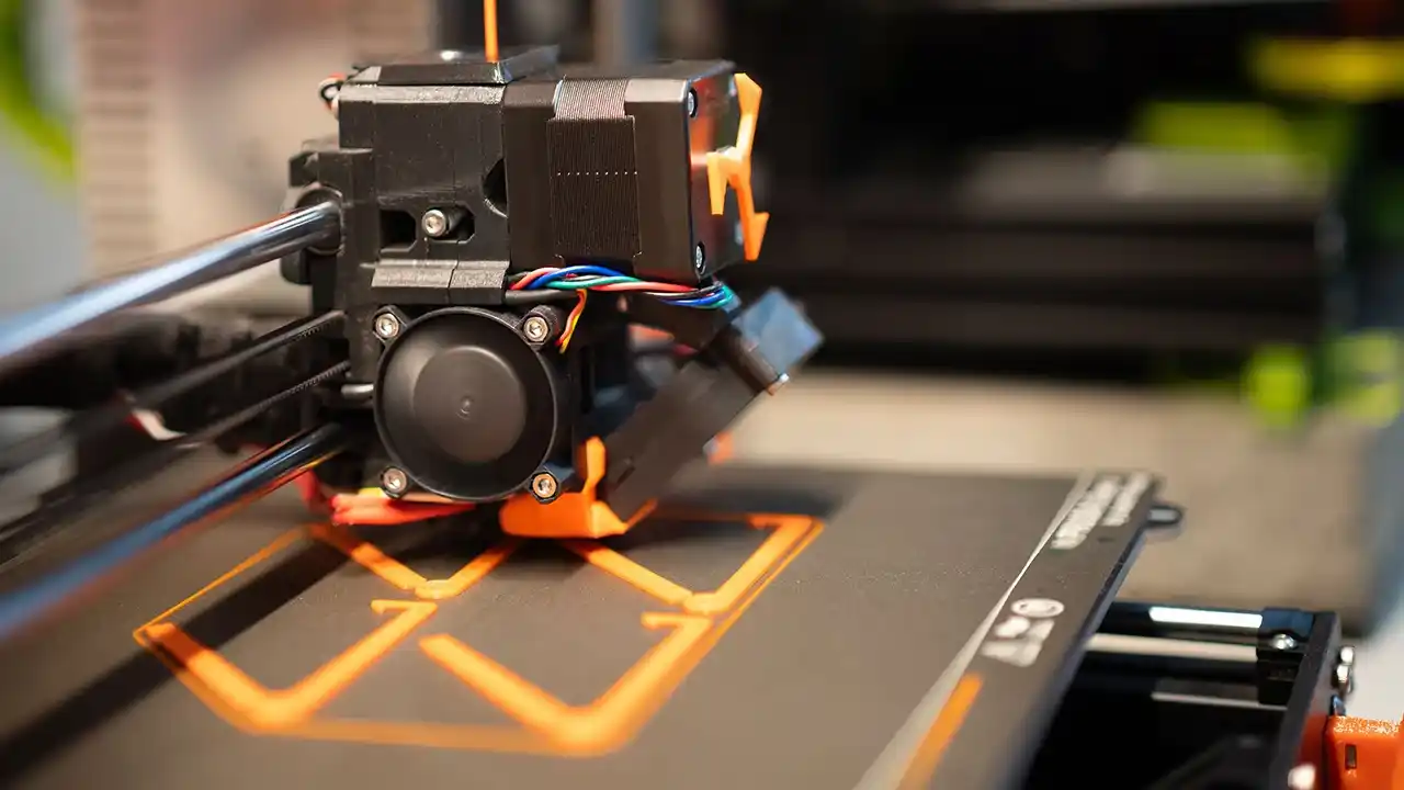 Impression 3D ou moulage par injection : quelle est la meilleure solution pour votre projet ?